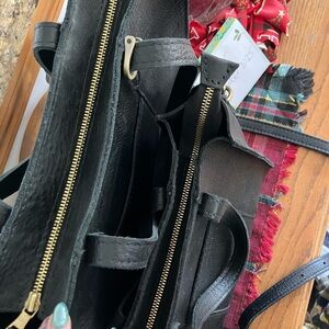 Portland Leather Pebbled black Lola bundles with zippers small and large